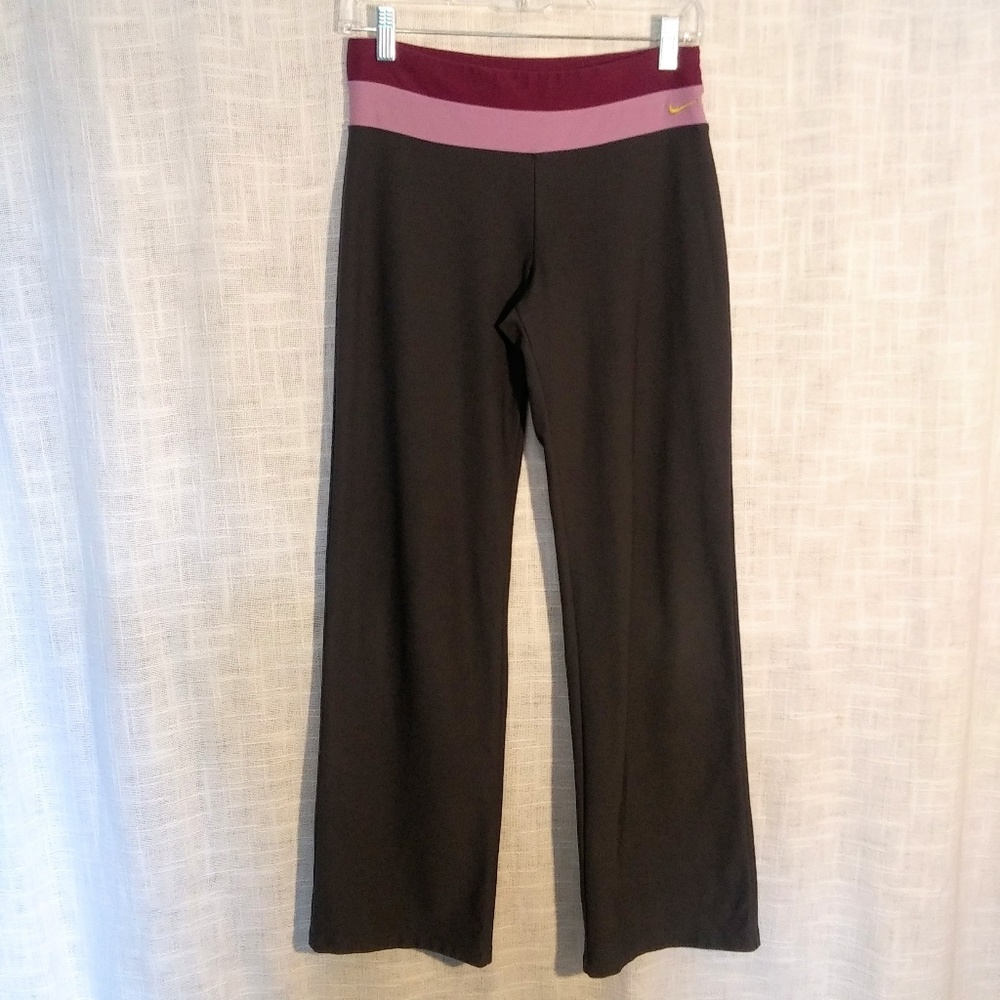Nike Dri-Fit Yoga, Jogging, Running Athletic Pants